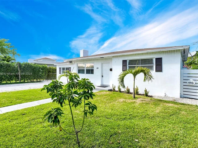329 Laurie Rd, West Palm Beach FL 33405