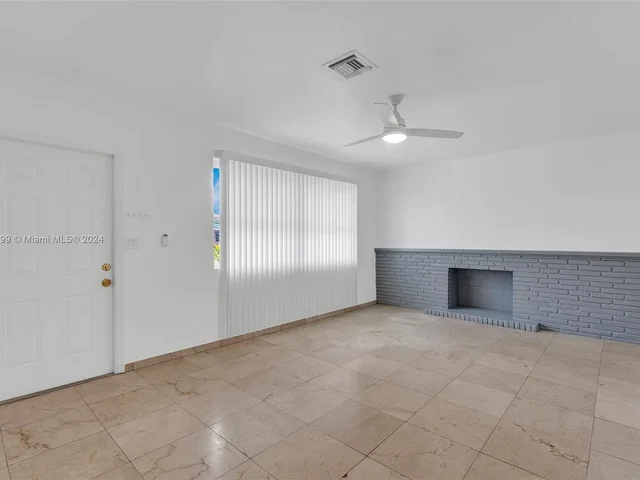 329 Laurie Rd, West Palm Beach FL 33405