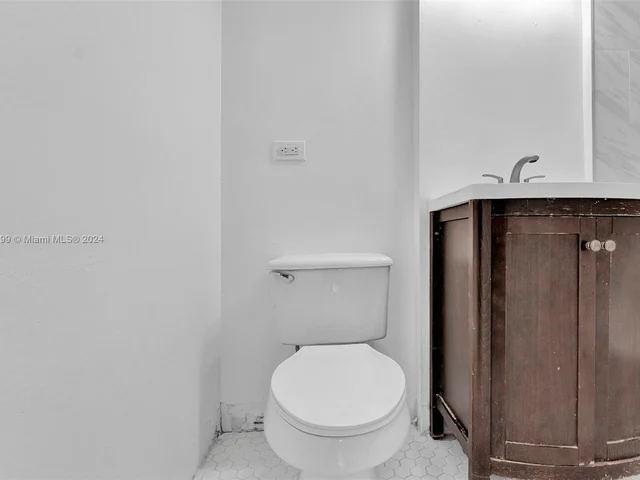 329 Laurie Rd, West Palm Beach FL 33405