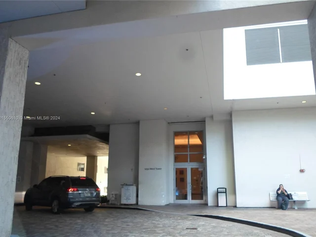 1050 BRICKELL AV # 202, Miami FL 33131