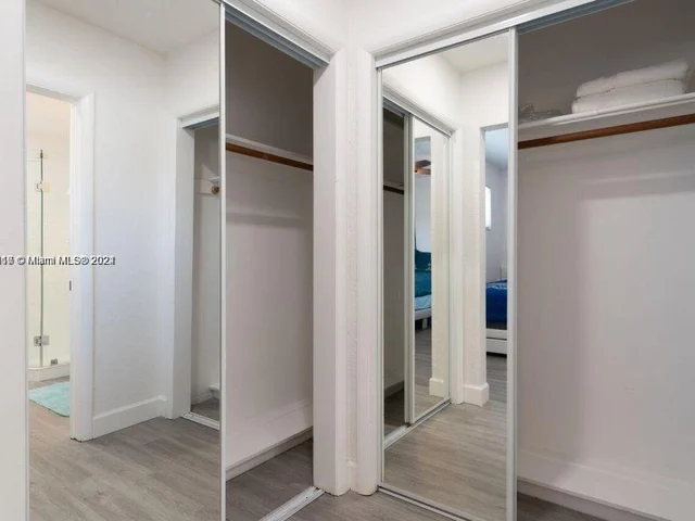 5510 Pierce St, Hollywood FL 33021