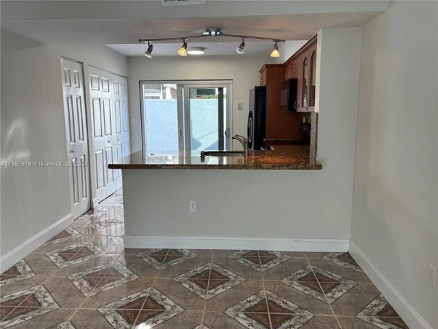 619 Michigan Ave # 6, Miami Beach FL 33139