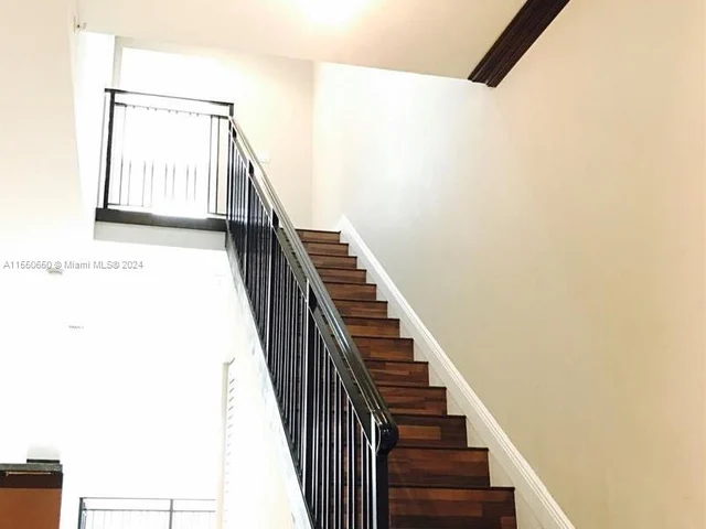 1744 N Dixie Hwy, Fort Lauderdale FL 33305