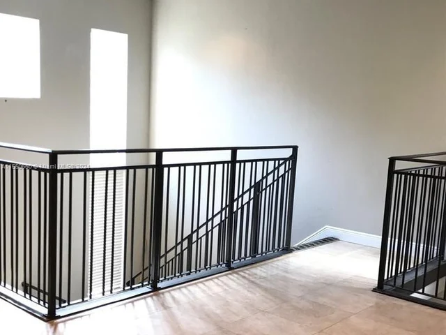 1744 N Dixie Hwy, Fort Lauderdale FL 33305