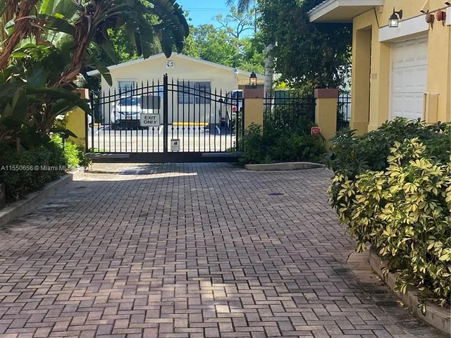 1145 SW 1st St # 1145, Fort Lauderdale FL 33312