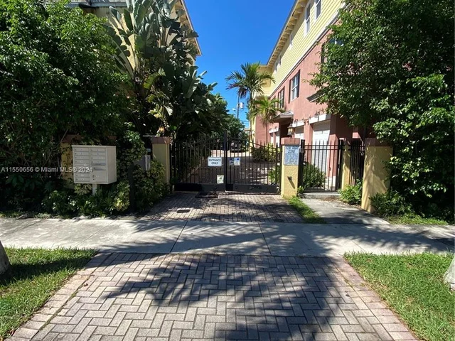 1145 SW 1st St # 1145, Fort Lauderdale FL 33312