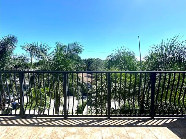 1145 SW 1st St # 1145, Fort Lauderdale FL 33312