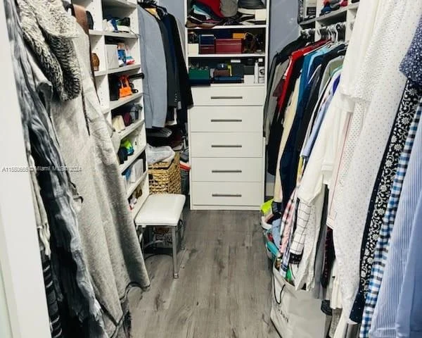 16225 SW 99th Ter, Miami FL 33196