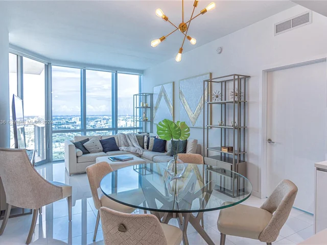 851 NE 1st Ave # 4008, Miami FL 33132