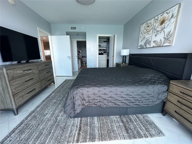 540 west ave # 1912, Miami Beach FL 33139