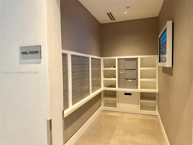 540 west ave # 1912, Miami Beach FL 33139