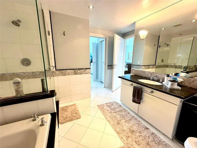540 west ave # 1912, Miami Beach FL 33139