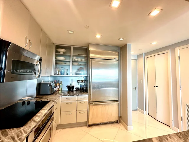 540 west ave # 1912, Miami Beach FL 33139