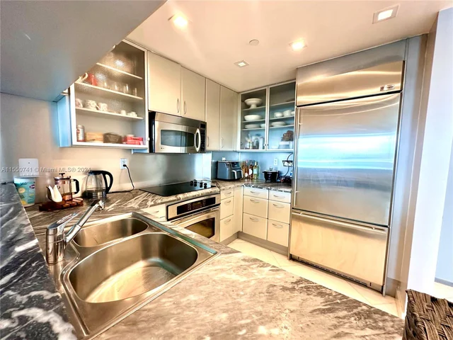 540 west ave # 1912, Miami Beach FL 33139