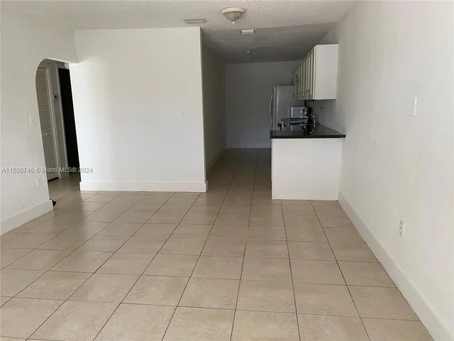 21478 NW 40th Cir Ct, Miami Gardens FL 33055