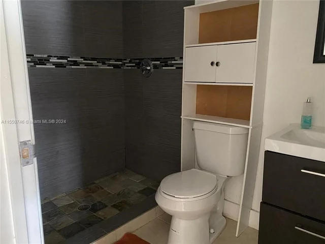 21478 NW 40th Cir Ct, Miami Gardens FL 33055