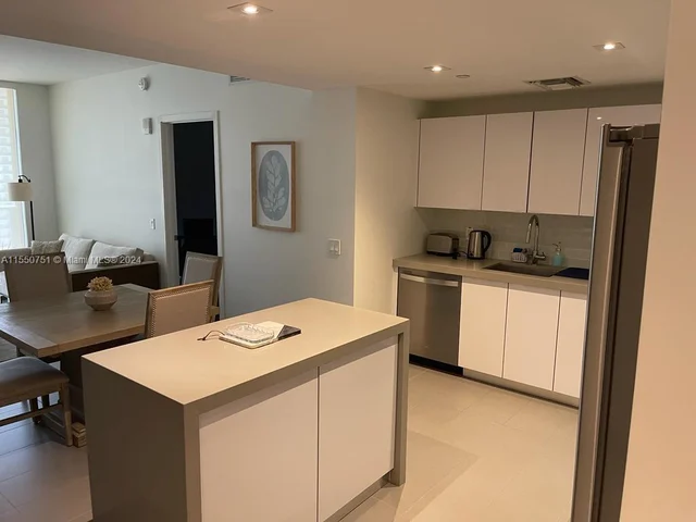 1600 NE 1st Ave # 2208, Miami FL 33132