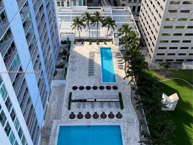 335 S Biscayne Blvd # 2900, Miami FL 33131