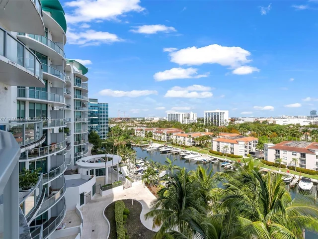 3029 NE 188th St # 819, Aventura FL 33180