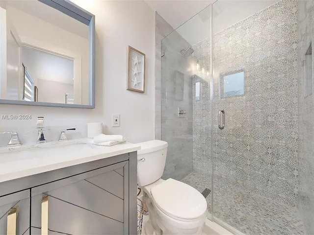 1201 S Citrus Isle # 2, Fort Lauderdale FL 33315