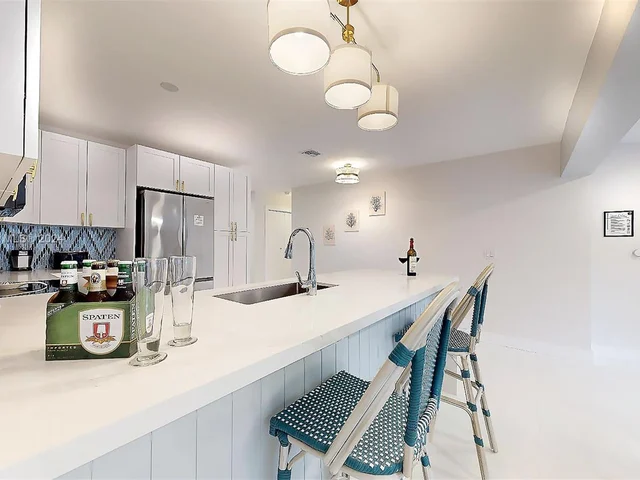 1201 S Citrus Isle # 2, Fort Lauderdale FL 33315