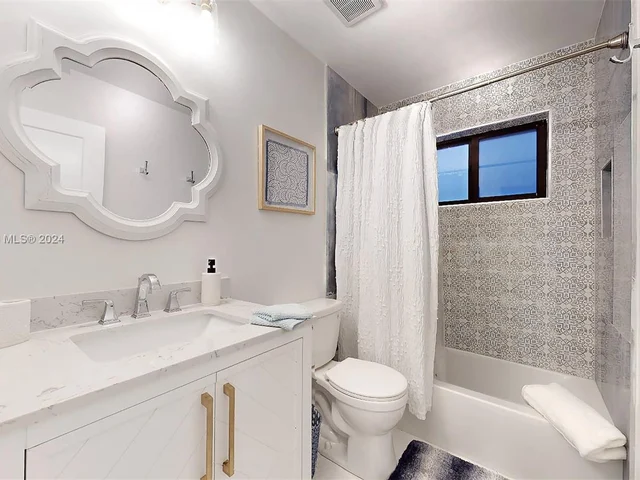 1201 S Citrus Isle # 2, Fort Lauderdale FL 33315