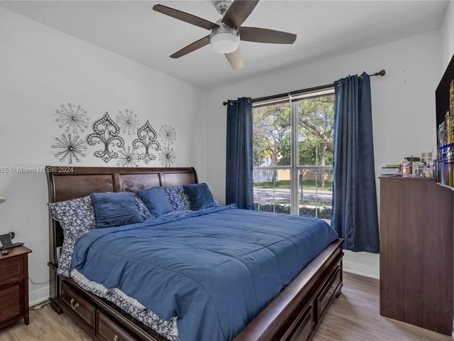 18708 SW 47th St, Miramar FL 33029