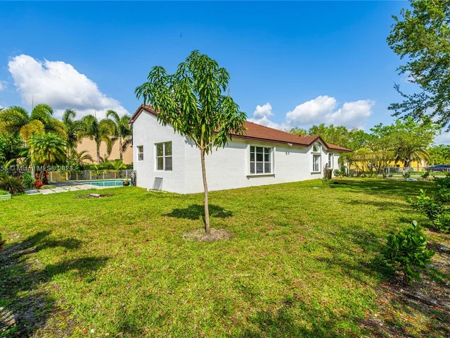 18708 SW 47th St, Miramar FL 33029