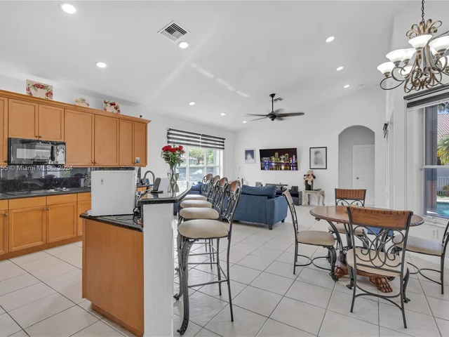 18708 SW 47th St, Miramar FL 33029