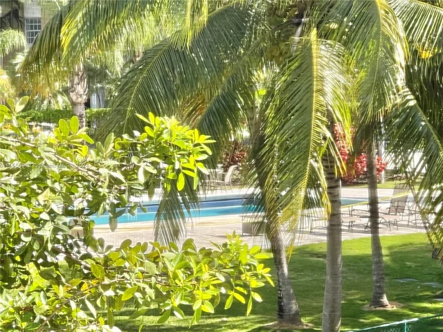 7829 Miller Dr # B202, Miami FL 33155