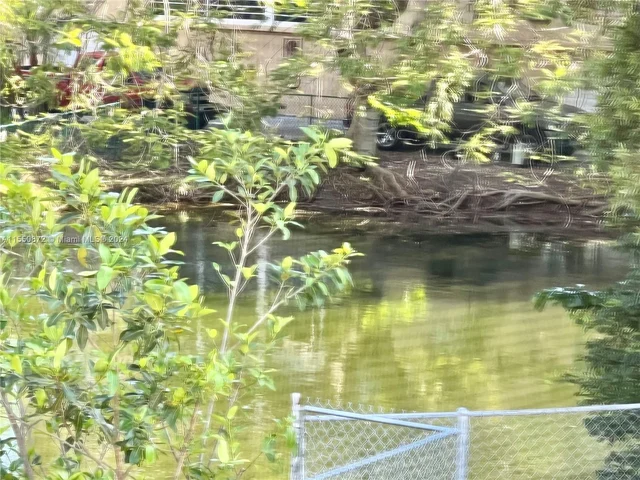 7829 Miller Dr # B202, Miami FL 33155