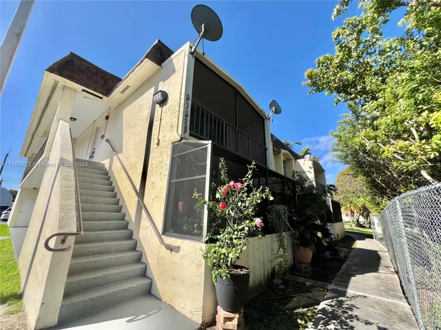 7829 Miller Dr # B202, Miami FL 33155