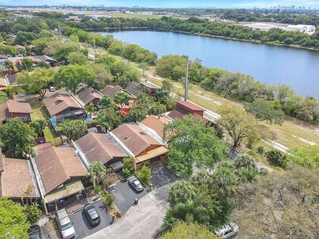 6120 NW 33rd Way # 6120, Fort Lauderdale FL 33309