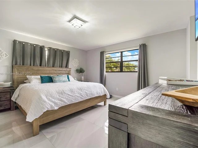 1436 SW 76th Ct # 1, Miami FL 33144