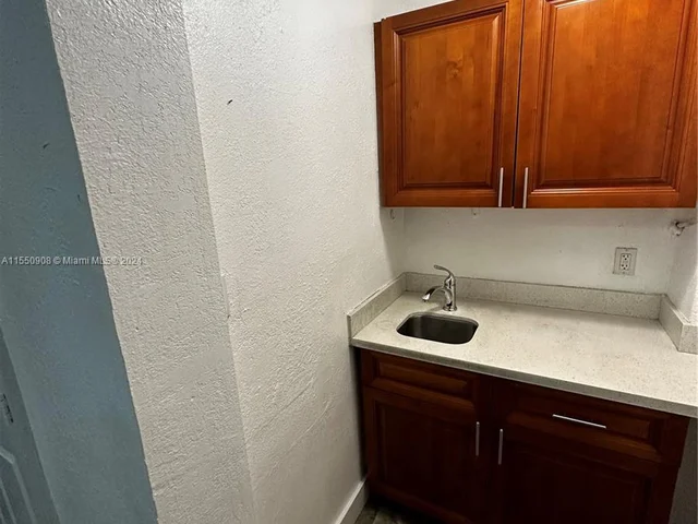 1064 NW 103rd St # 1066, Miami FL 33150