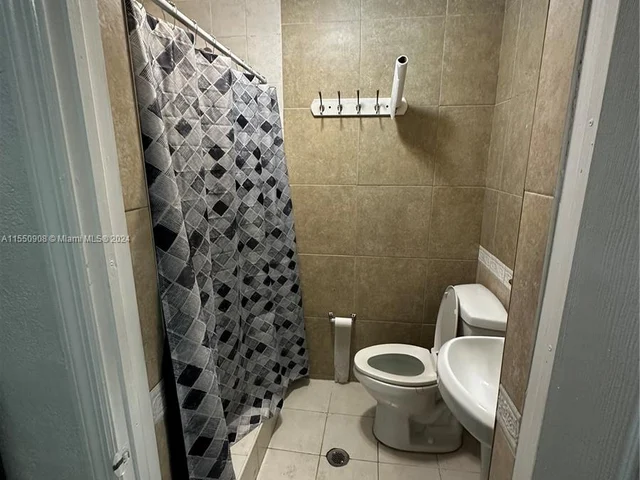 1064 NW 103rd St # 1066, Miami FL 33150