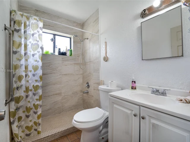 1160 NW 120th St, North Miami FL 33168