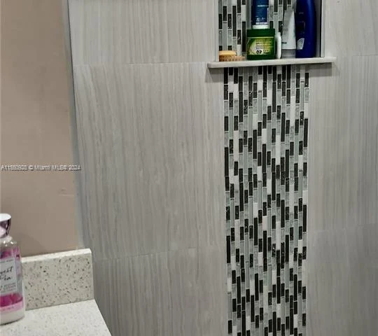 3149 W 68th Pl, Hialeah FL 33018