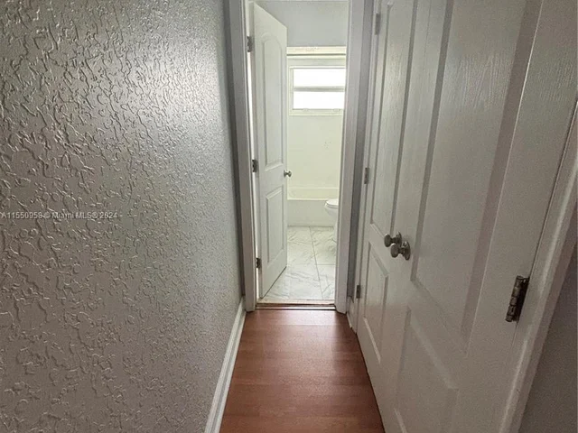 1075 101st St # 8, Bay Harbor Islands FL 33154