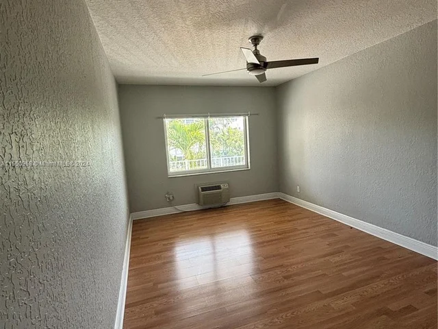 1075 101st St # 8, Bay Harbor Islands FL 33154