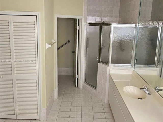 13160 NW 7th Ter, Miami FL 33182