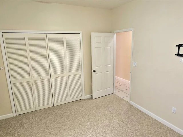 13160 NW 7th Ter, Miami FL 33182