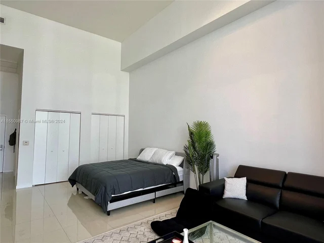 475 Brickell Ave # 1410, Miami FL 33131