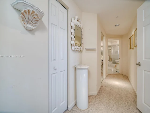 6001 N Ocean Dr # 702, Hollywood FL 33019