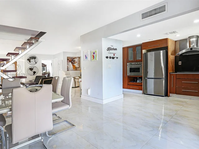 1611 SW 124th Pl Concourse # 123, Miami FL 33175