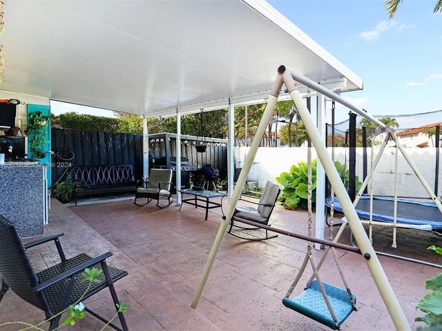 1611 SW 124th Pl Concourse # 123, Miami FL 33175