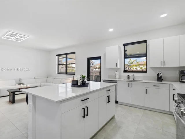 13265 SW 234 ST, Miami FL 33032