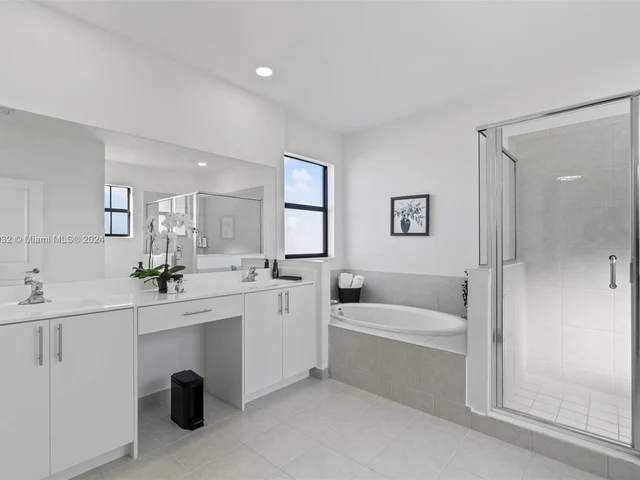 13265 SW 234 ST, Miami FL 33032