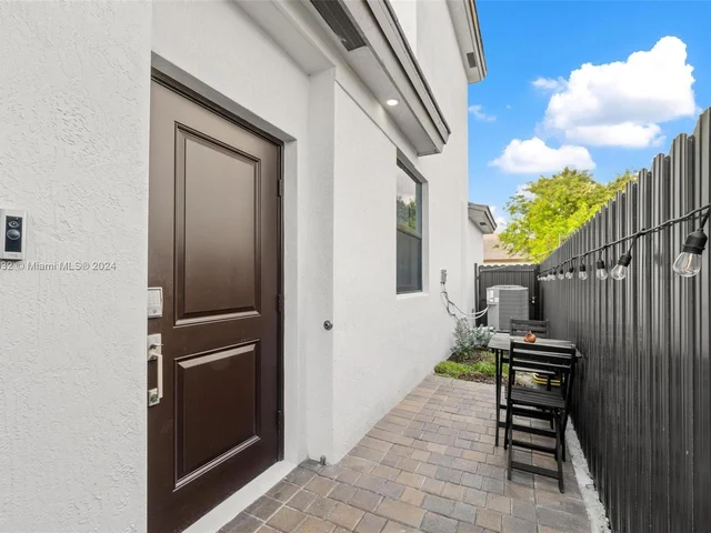 13265 SW 234 ST, Miami FL 33032