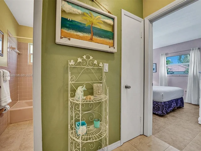 417 SE 3rd Pl # 0, Dania Beach FL 33004